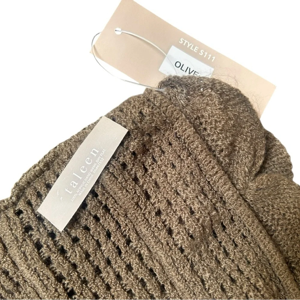Taleen olive soft scalloped infinity scarf NEW